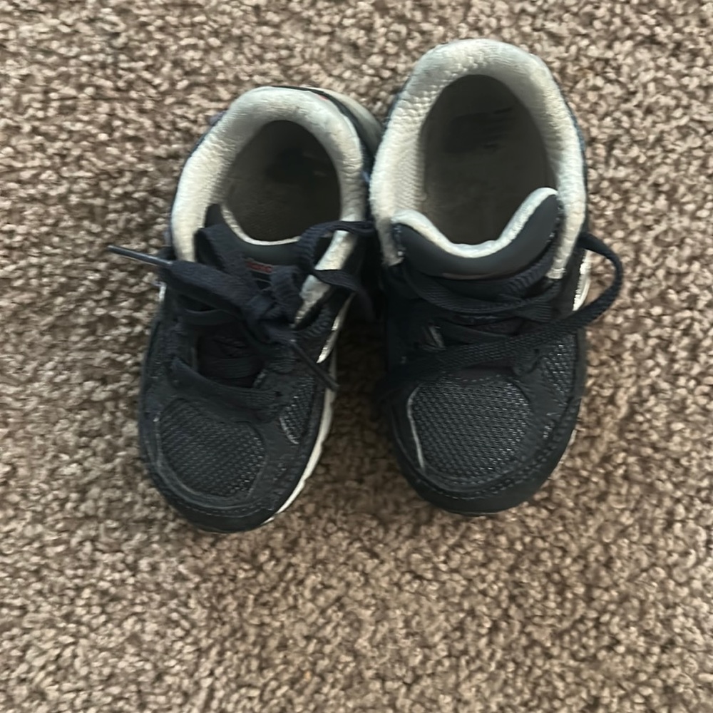 Navy blue toddler new balance sneakers